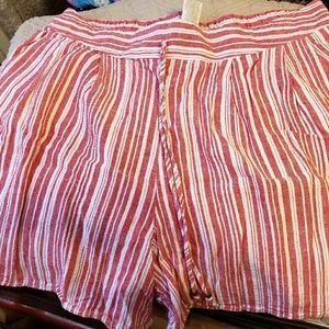Terra and Sky Red and white striped shorts 0x